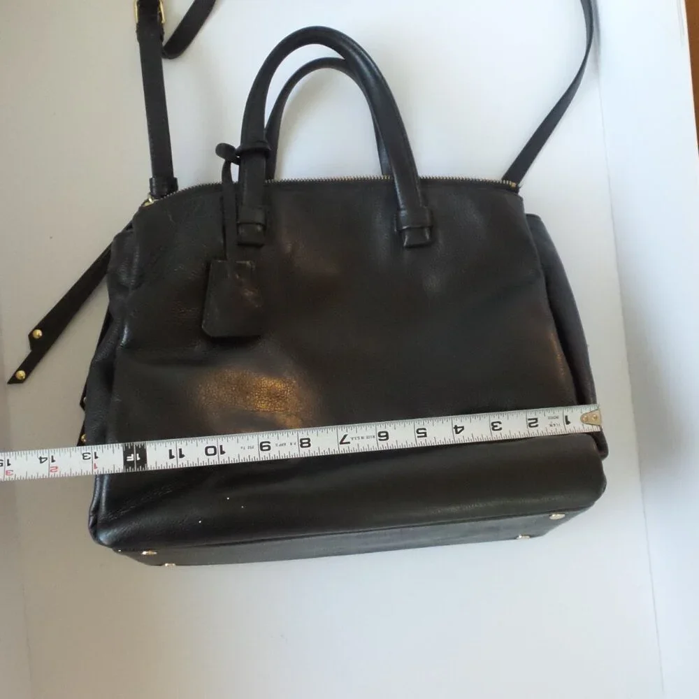 Banana Republic chic classic
